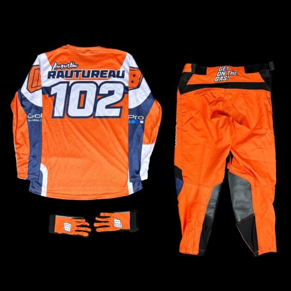 Tenue de motocross